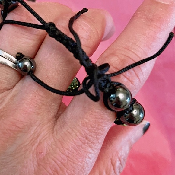 48 hour Sale Shamballa Style Bracelet Spring Green Crystal Beads - Picture 4 of 5